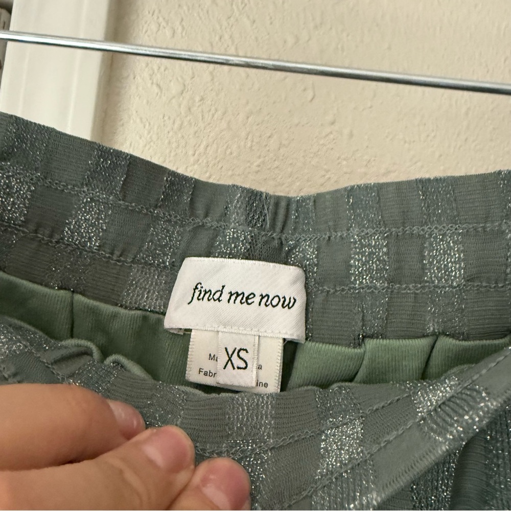 FIND ME NOW dark sage mint metallic shiny glitter high rise knit‎ bermuda shorts - Picture 6 of 7